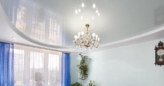 Глянцевый потолок Можга, цена от 4559 руб.